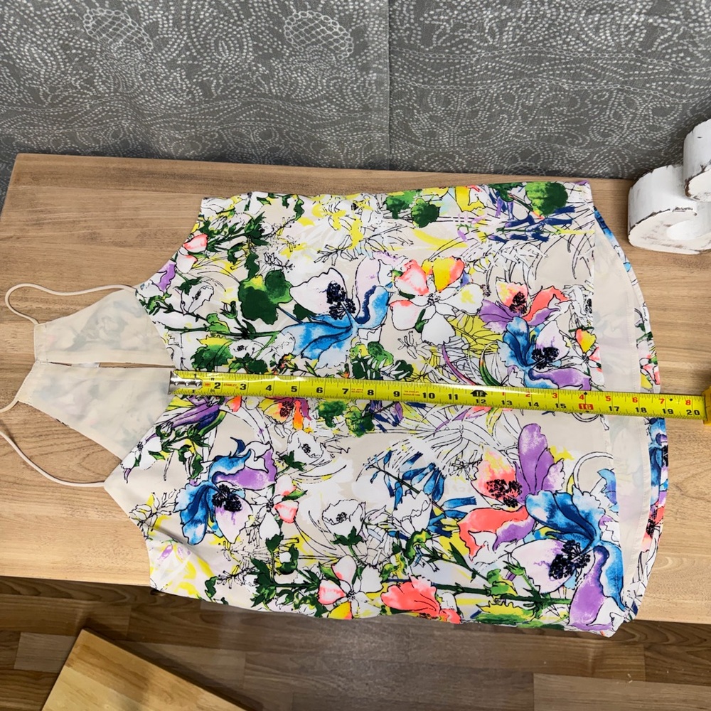 NWOT Express floral tank - Picture 10 of 10